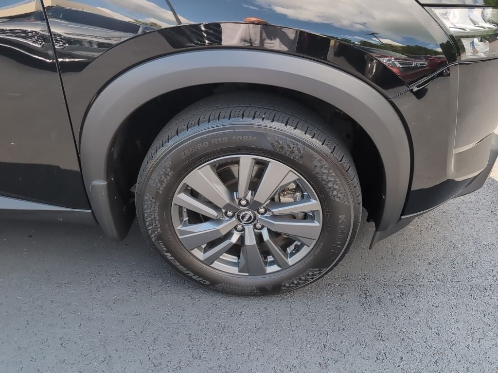 2024 Nissan Pathfinder S