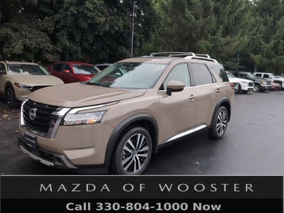 2023 Nissan Pathfinder Platinum