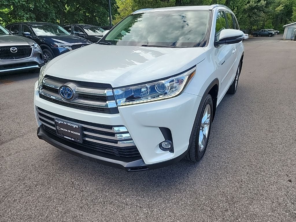 2019 Toyota Highlander Limited Hybrid 4x4's photo