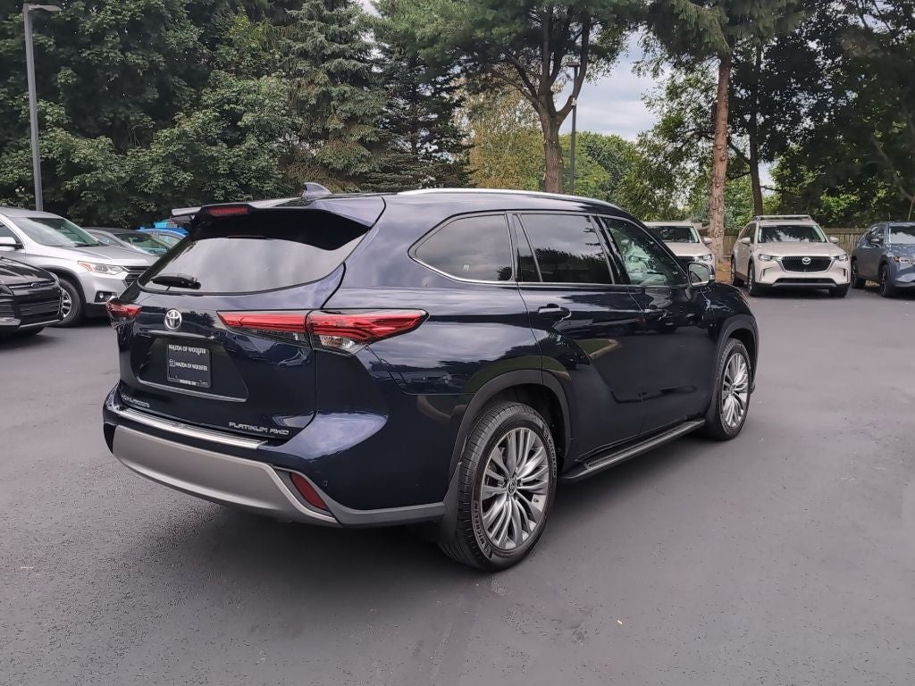 2021 Toyota Highlander Platinum