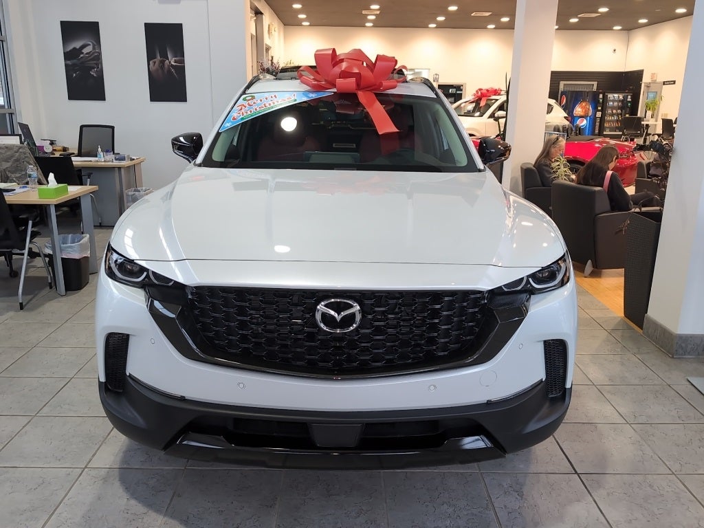 2026 Mazda Mazda CX-50 Hybrid Premium AWD