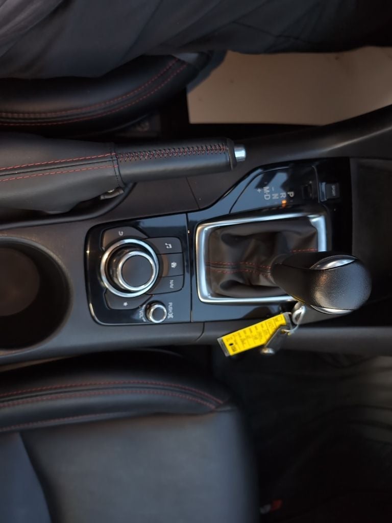 2016 Mazda Mazda3 s Grand Touring