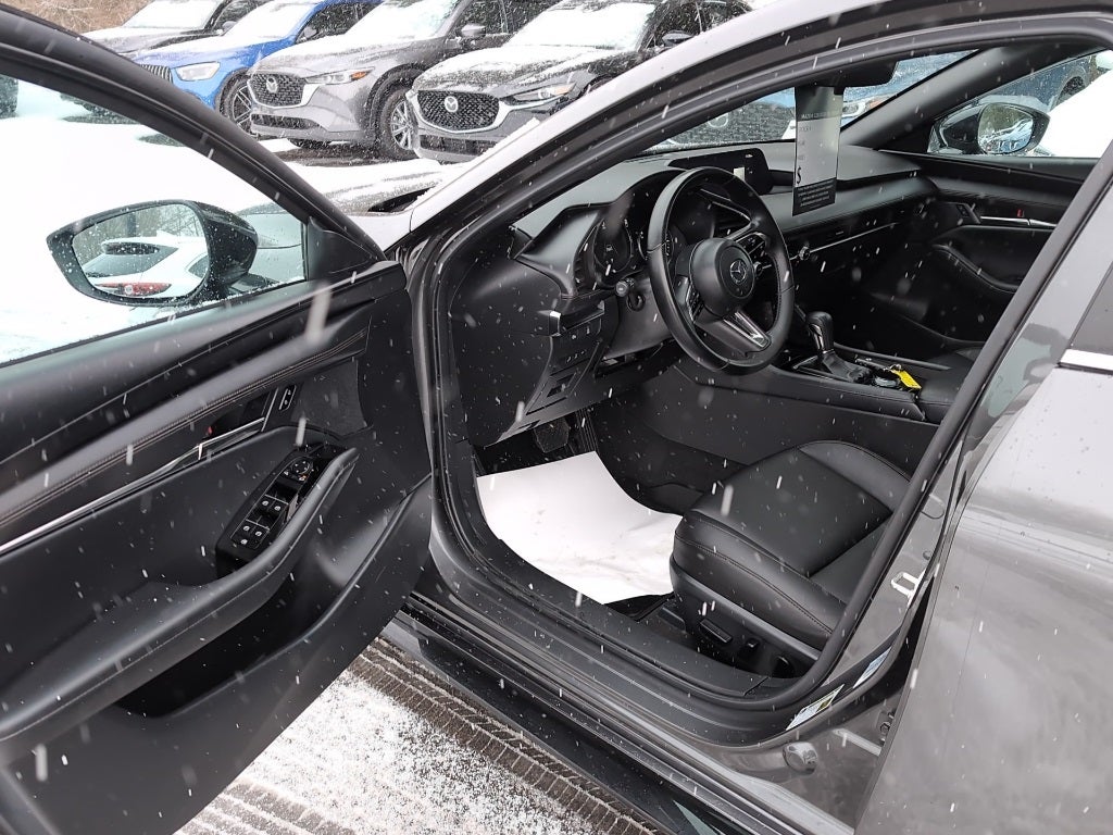 2025 Mazda Mazda3 2.5 S Preferred Package