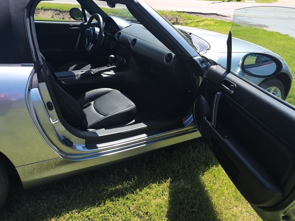 2010 Mazda Mazda Miata Grand Touring