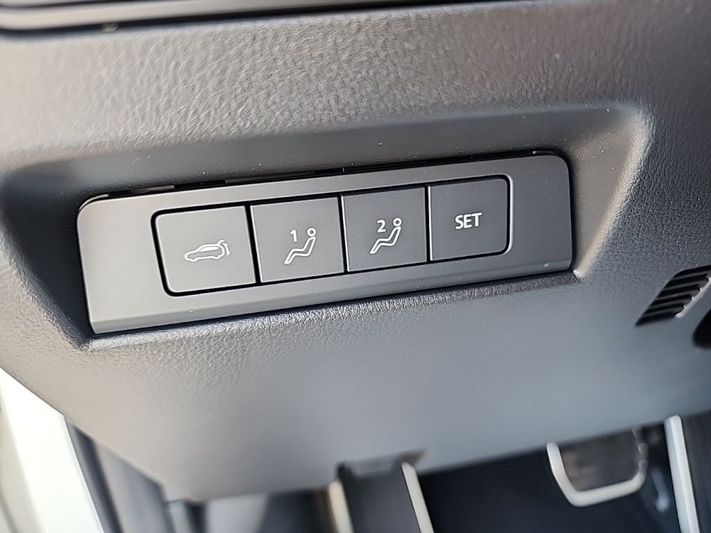 2025 Mazda Mazda CX-70 PHEV Premium Plus