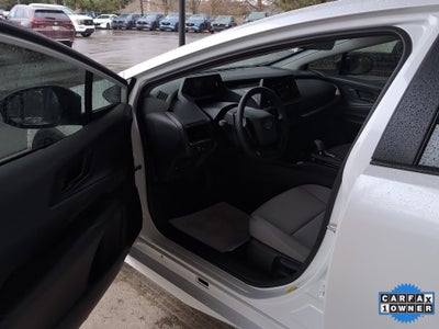 2025 Toyota Prius LE