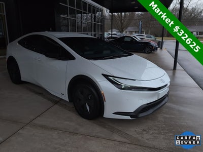 2025 Toyota Prius LE