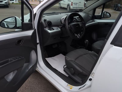 2014 Chevrolet Spark 1LT