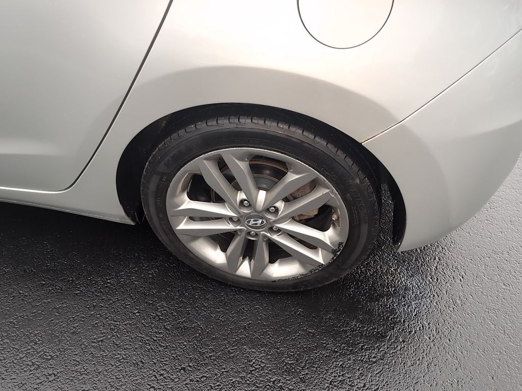 2016 Hyundai Elantra GT Base