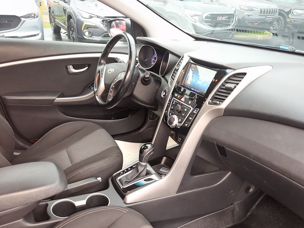 2016 Hyundai Elantra GT Base