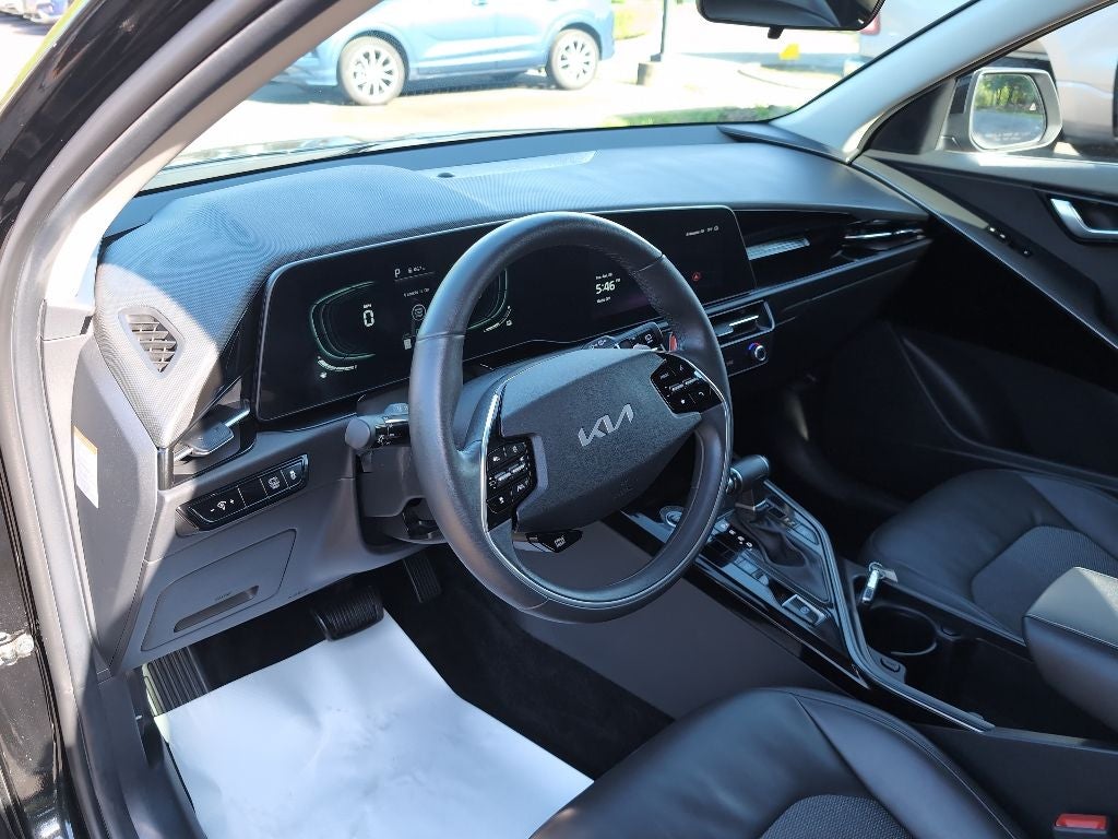 2023 Kia Niro EX