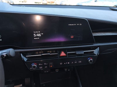 2023 Kia Niro EX