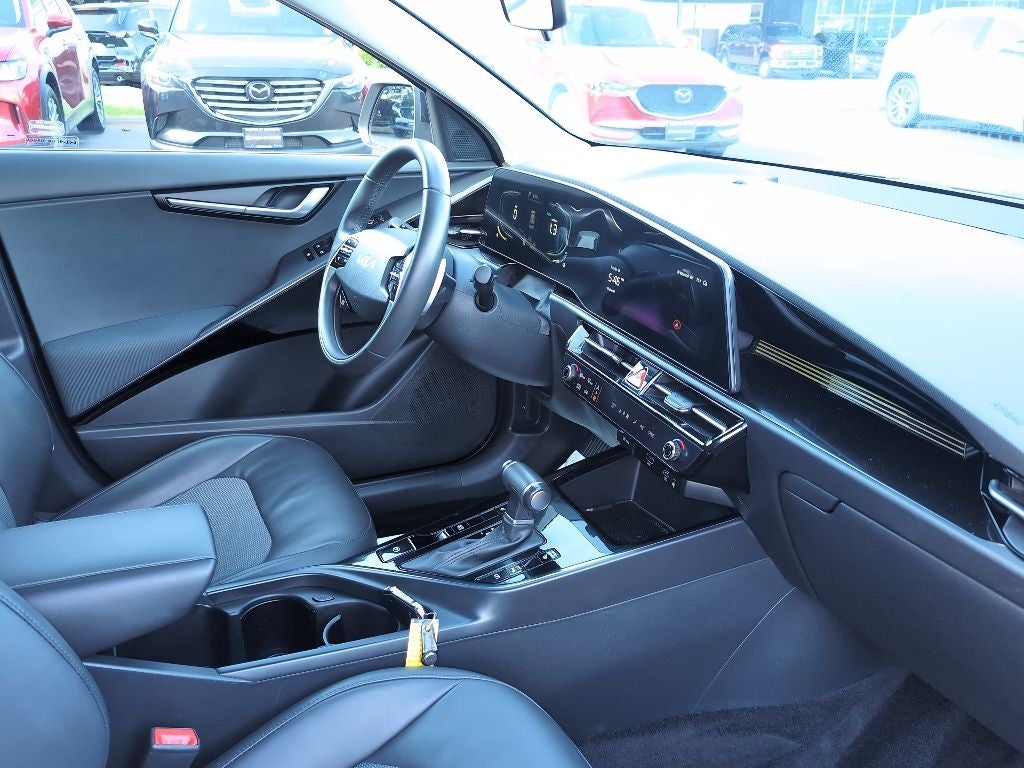 2023 Kia Niro EX
