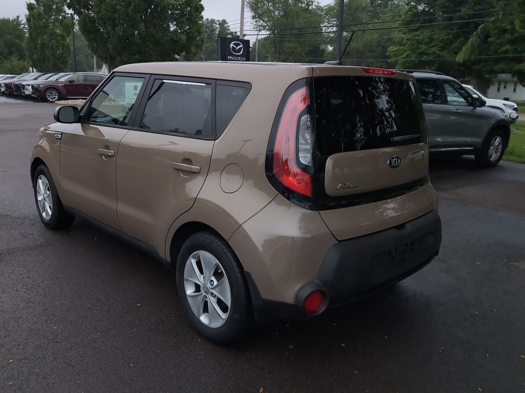 2016 Kia Soul Base