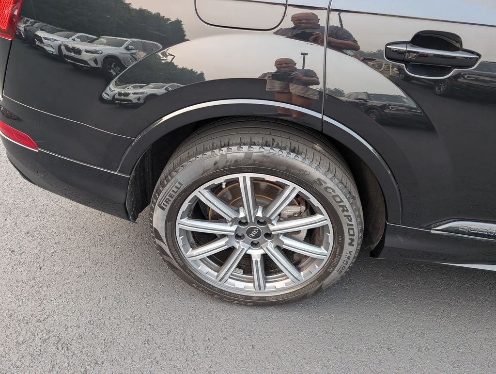 2023 Audi Q7 45 Premium Plus quattro